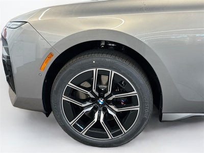 2025 BMW 760i 760i xDrive