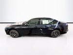 2026 BMW 750e xDrive Base