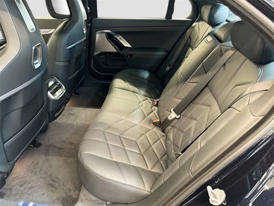 2026 BMW 750e xDrive Base