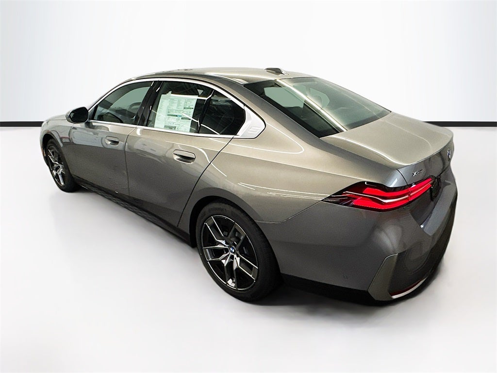 2026 BMW 530i 530i xDrive