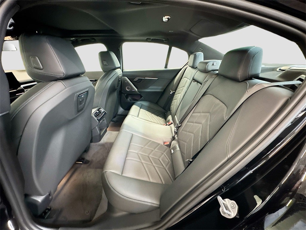 2026 BMW 530i 530i xDrive