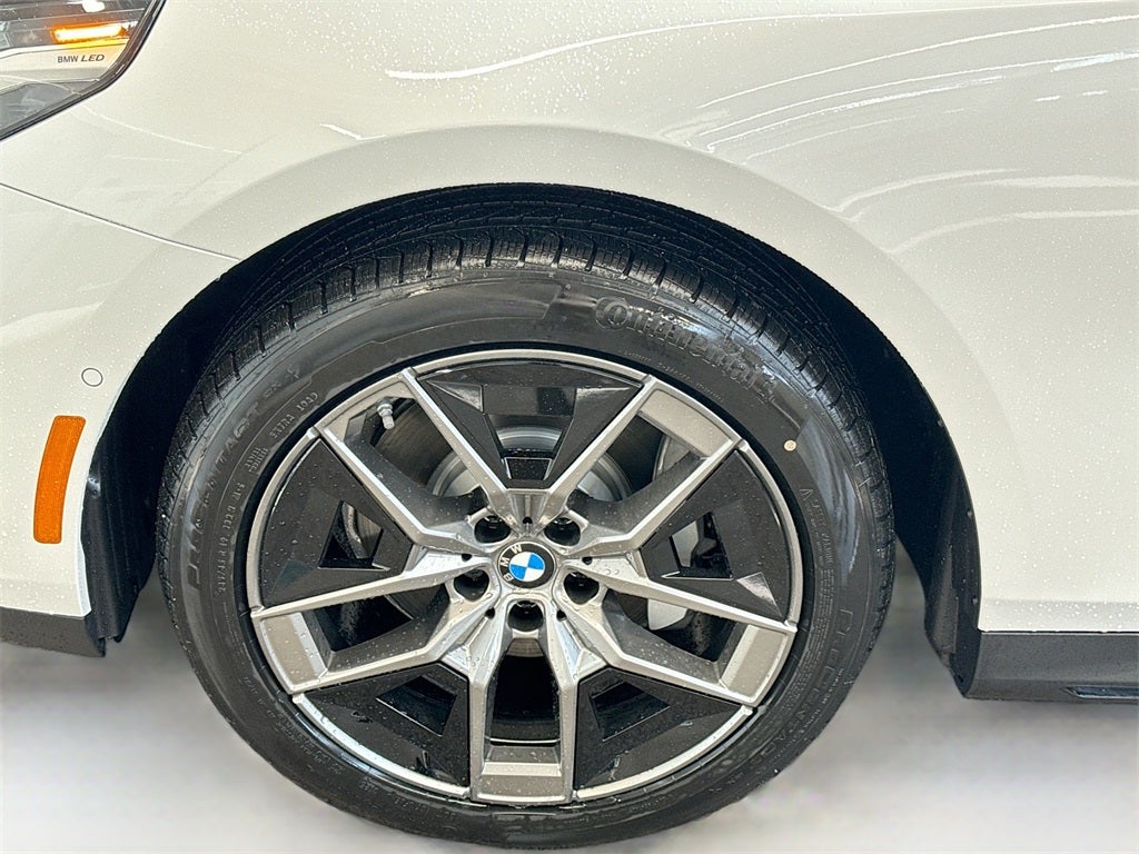 2026 BMW 530i 530i xDrive