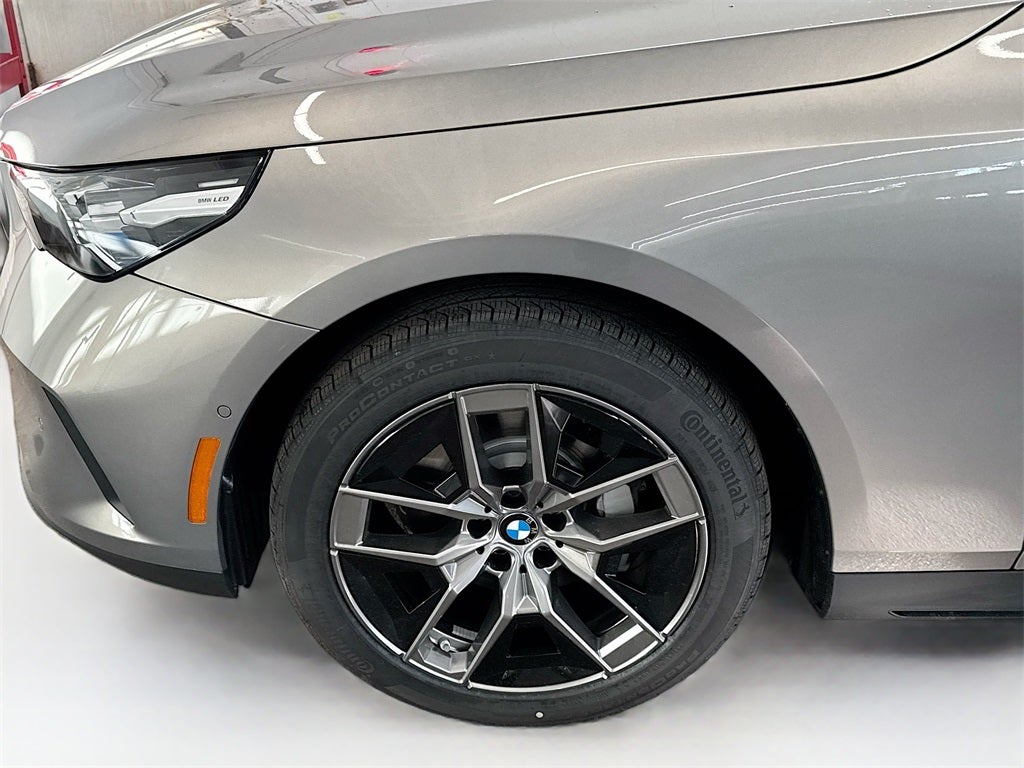 2026 BMW 530i 530i xDrive