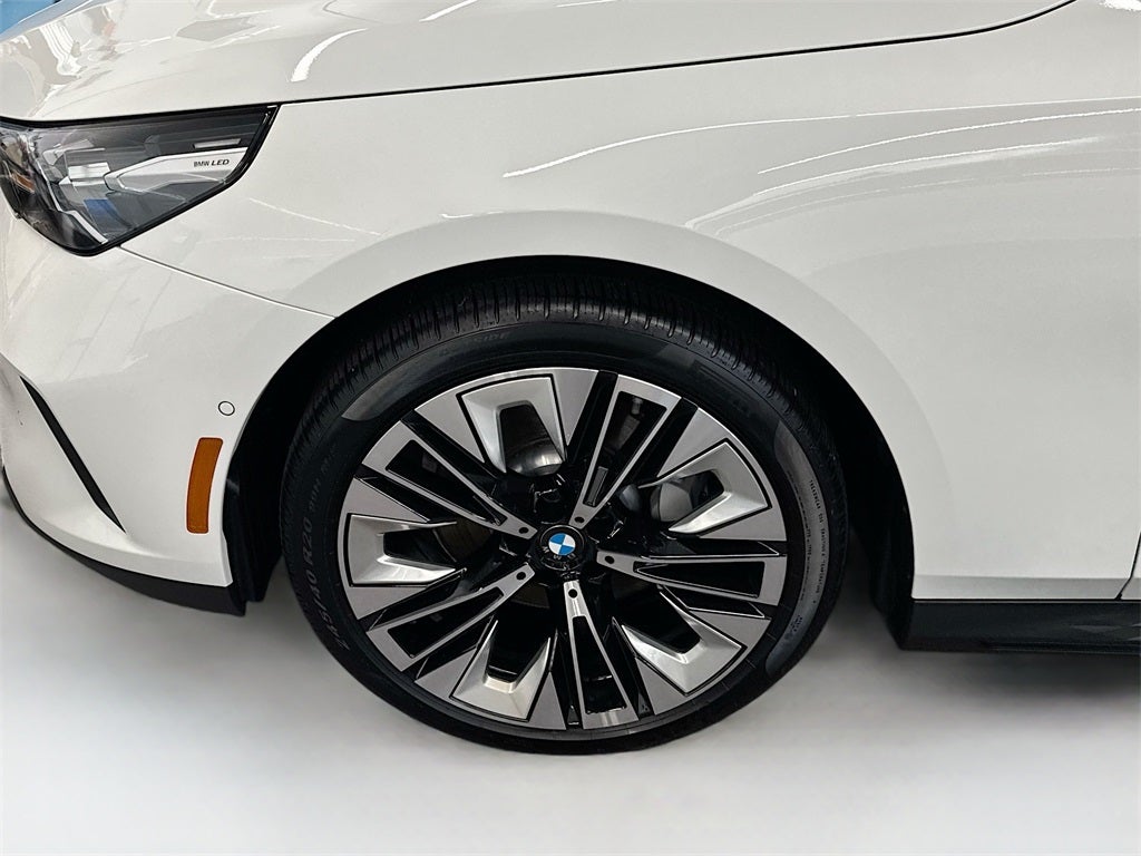 2025 BMW 530i xDrive 530i xDrive