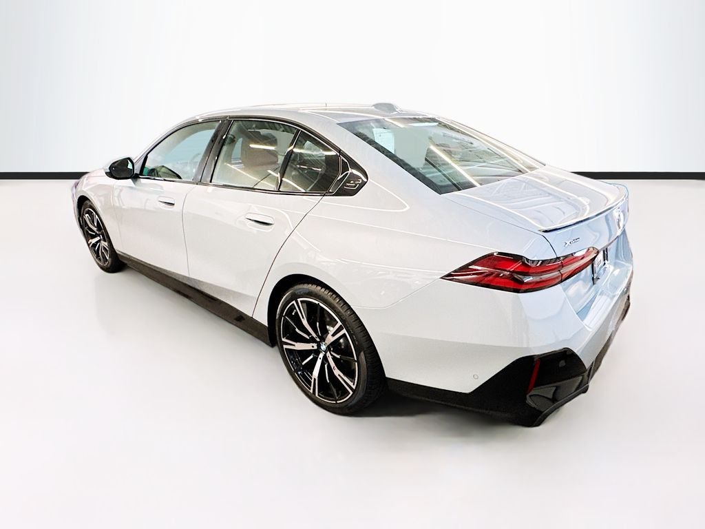 2026 BMW 540i 540i xDrive