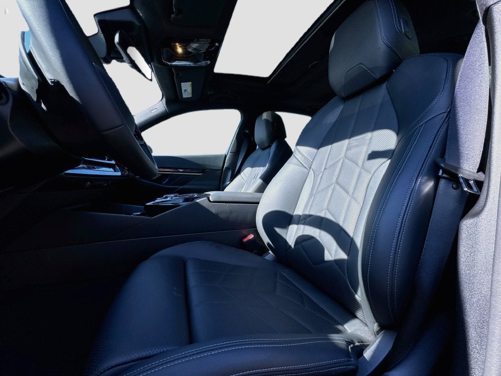 2026 BMW 540i 540i xDrive