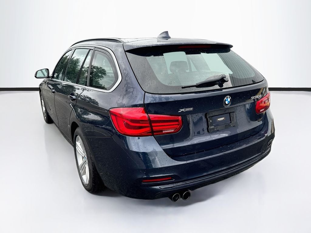 2017 BMW 3 Series 330i xDrive
