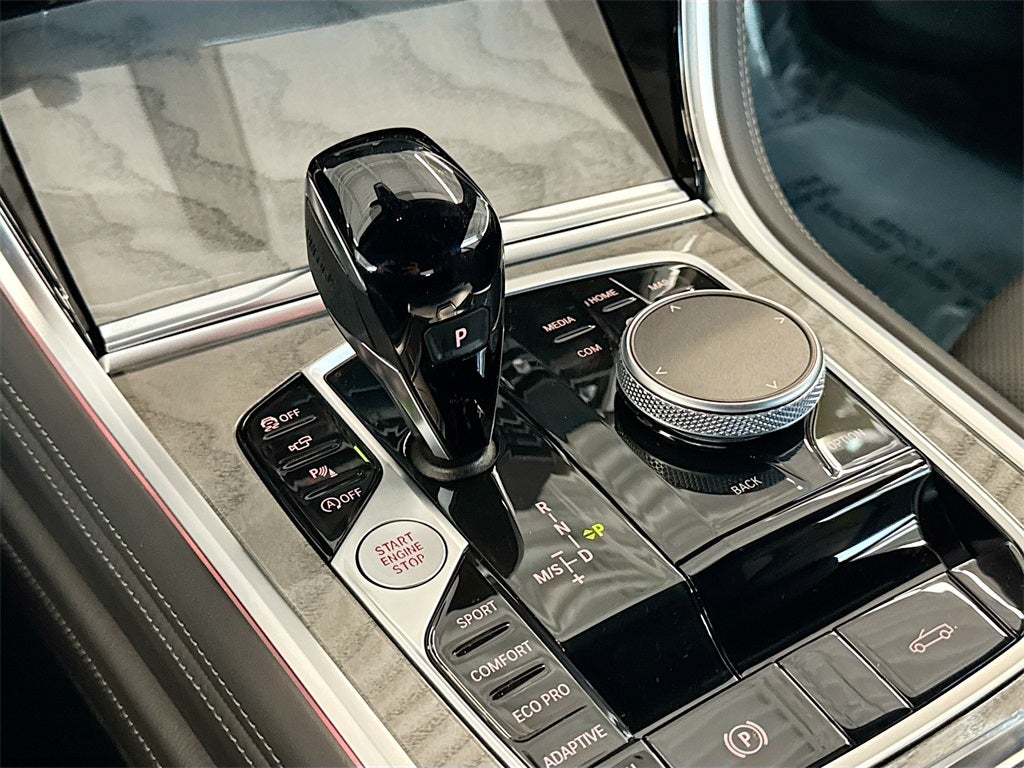 2022 BMW 8 Series 840i