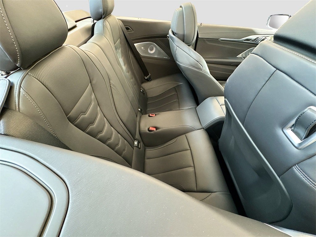 2022 BMW 8 Series 840i