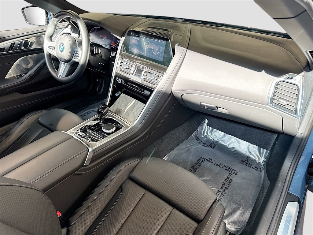 2022 BMW 8 Series 840i