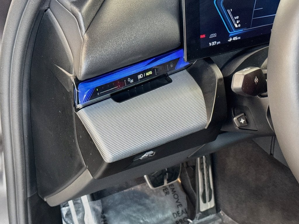2025 BMW M5 Base