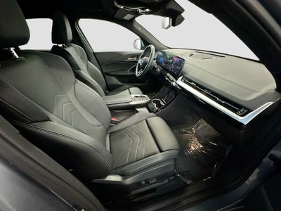 2025 BMW X2 xDrive28i