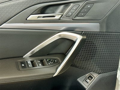 2025 BMW X2 xDrive28i