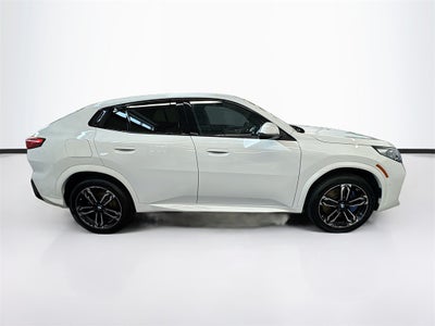 2025 BMW X2 xDrive28i