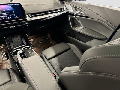 2025 BMW X2 xDrive28i