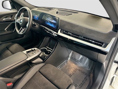 2025 BMW X2 xDrive28i