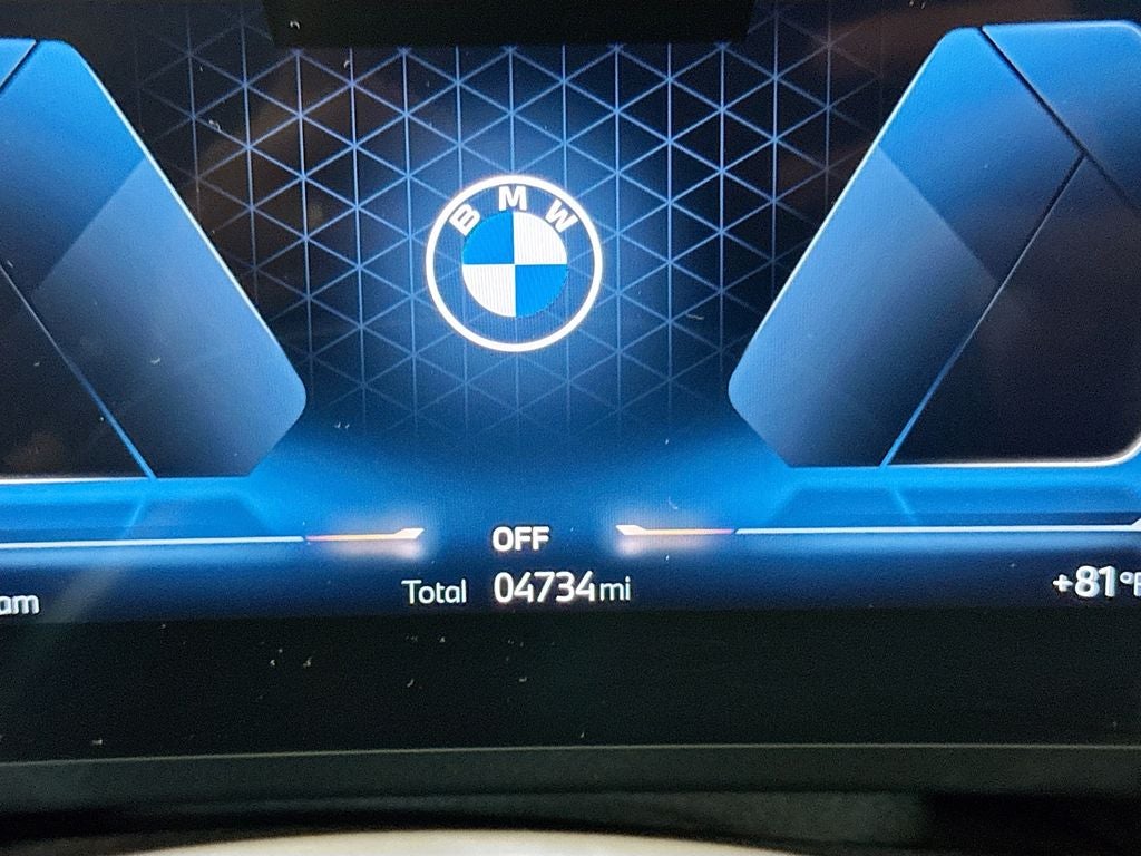 2025 BMW X1 28i - Photo 12