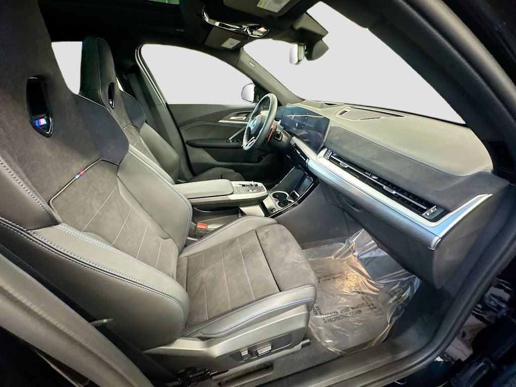 2025 BMW X2 M35i