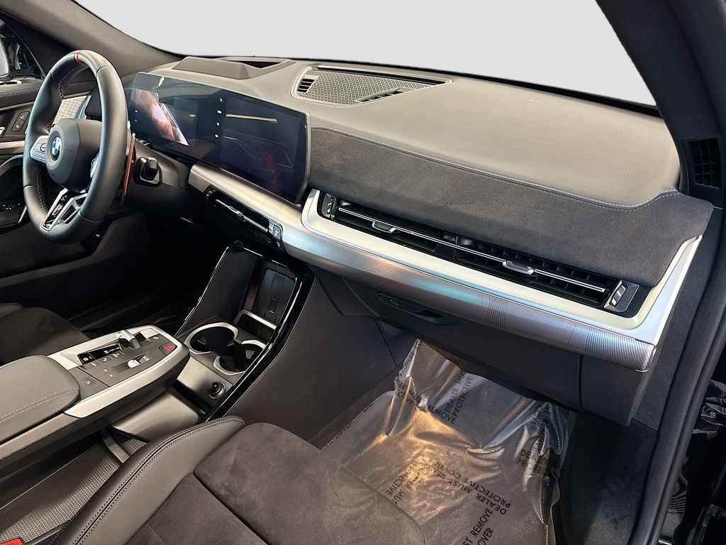 2025 BMW X2 35i - Photo 31