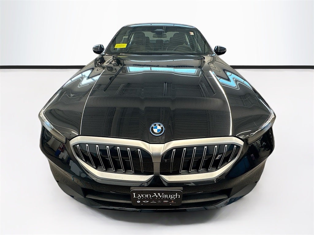 2025 BMW i5 xDrive40 xDrive40