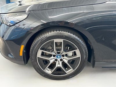 2025 BMW i5 xDrive40 xDrive40