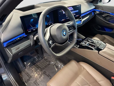 2025 BMW i5 xDrive40 xDrive40