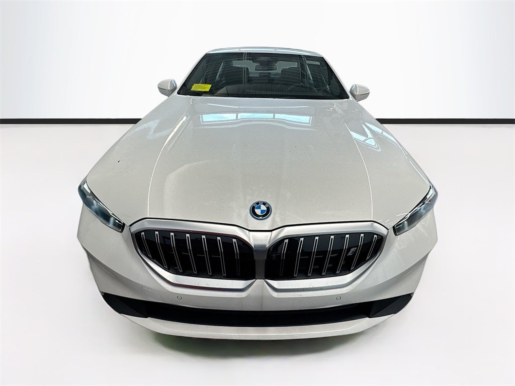 2026 BMW i5 xDrive40