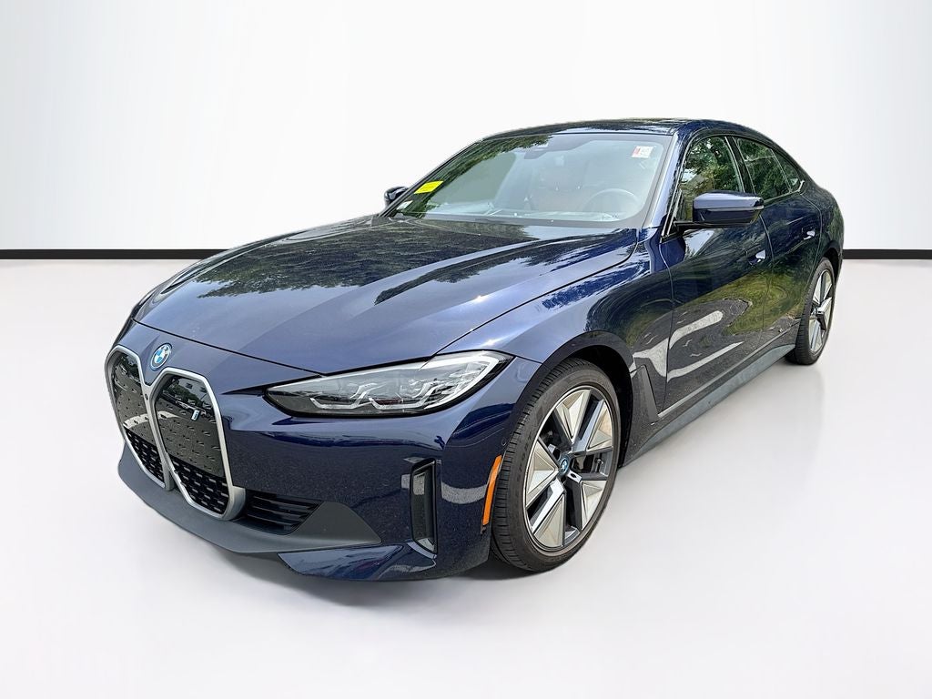 2023 BMW i4 eDrive40's photo