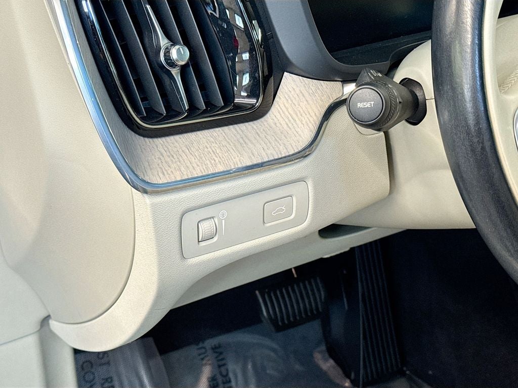 2020 Volvo XC60 T5 Inscription