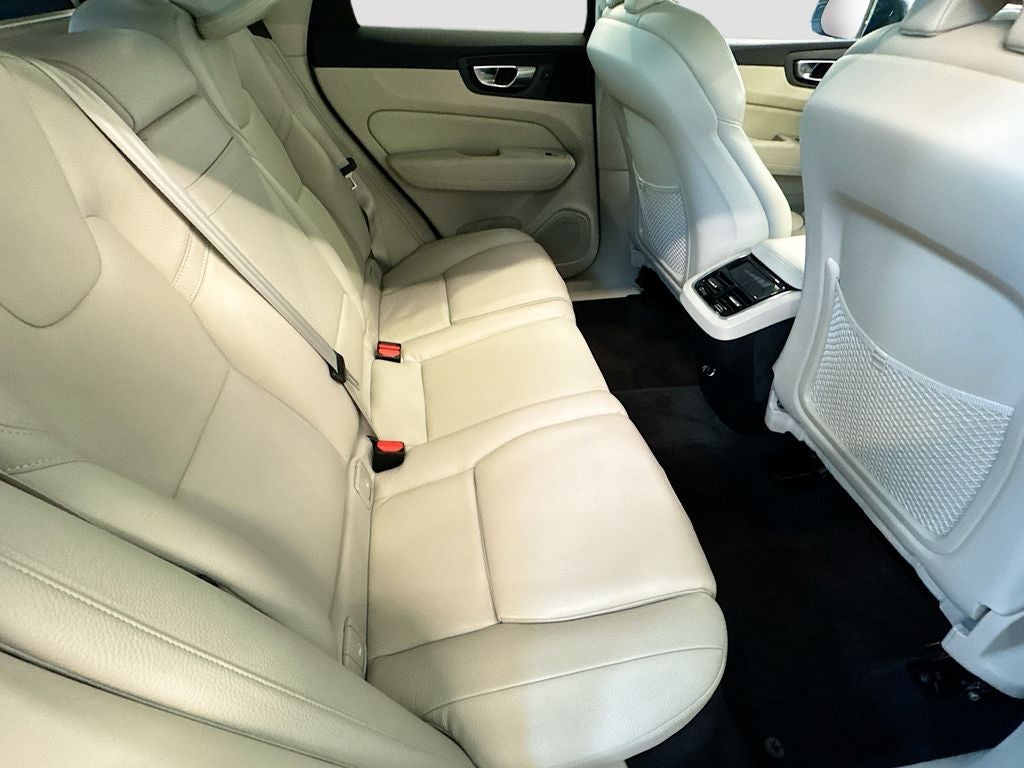 2020 Volvo XC60 T5 Inscription