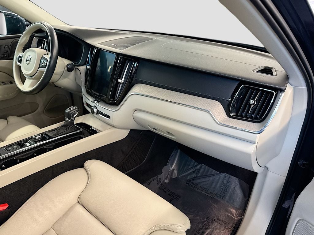 2020 Volvo XC60 T5 Inscription