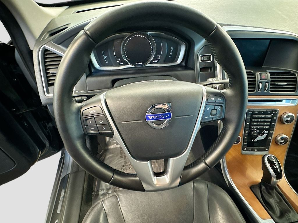 2017 Volvo XC60 T5 Inscription