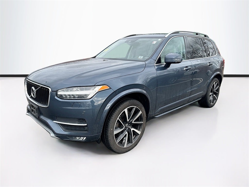 2018 Volvo XC90 T6 Momentum