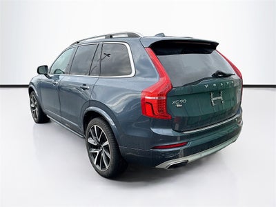 2018 Volvo XC90 T6 Momentum