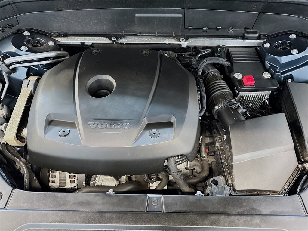 2018 Volvo XC90 T6 Momentum