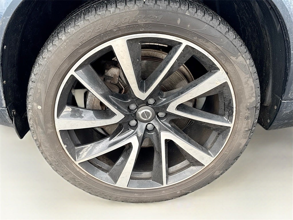 2018 Volvo XC90 T6 Momentum