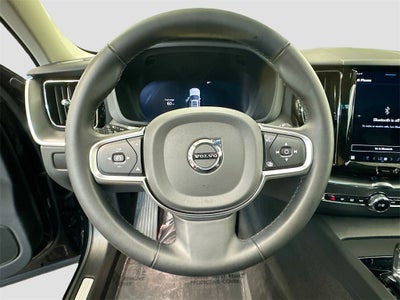 2025 Volvo XC60 B5 Core