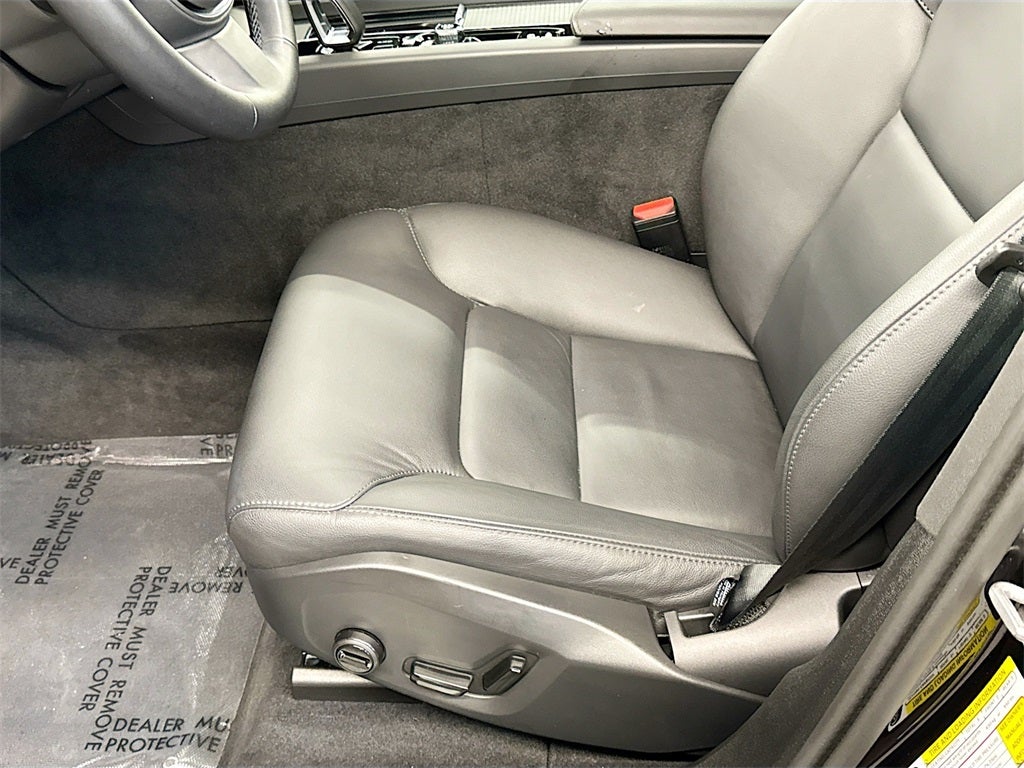 2025 Volvo XC60 B5 Core