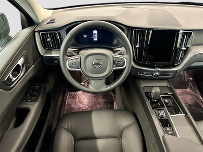 2025 Volvo XC60 B5 Core
