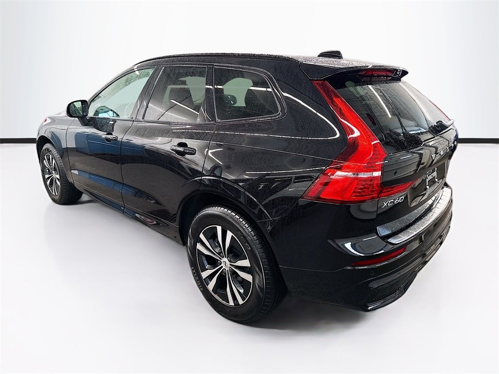 2025 Volvo XC60 B5 Core