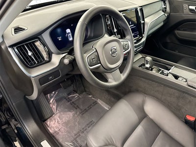 2025 Volvo XC60 B5 Core