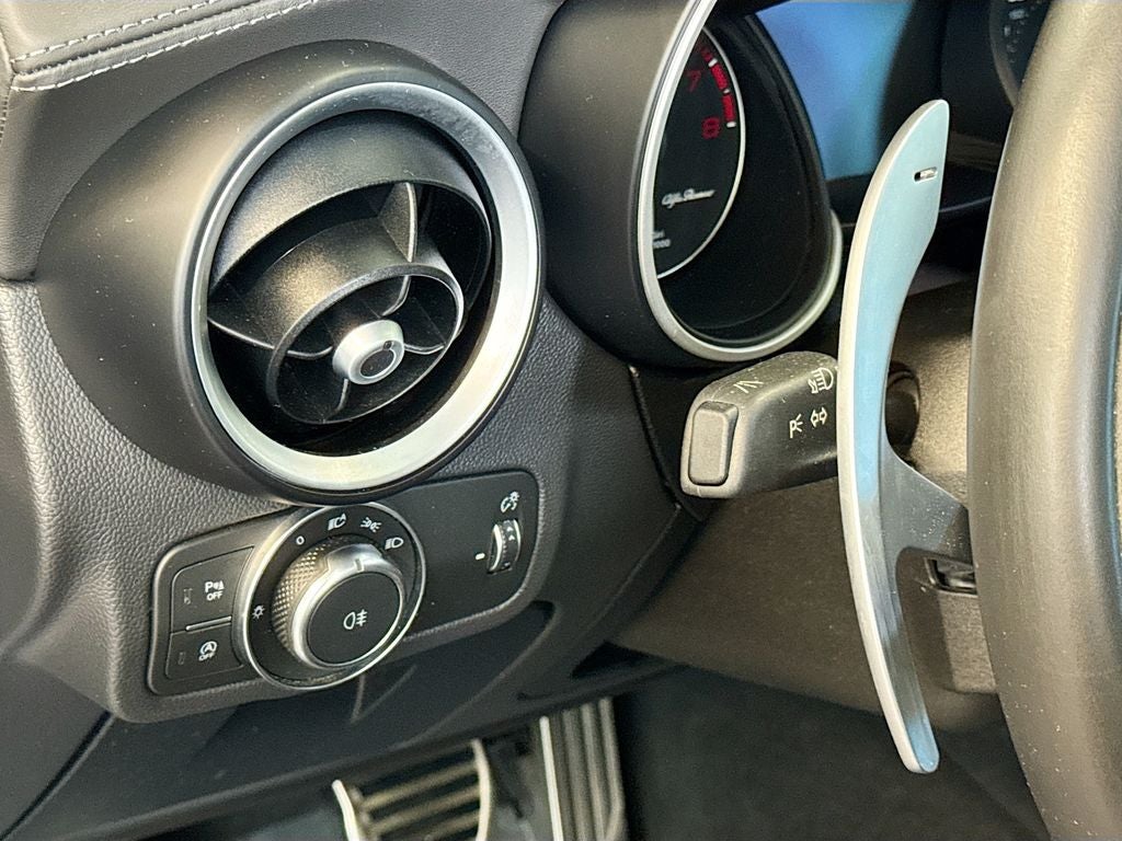 2023 Alfa Romeo Stelvio Quadrifoglio