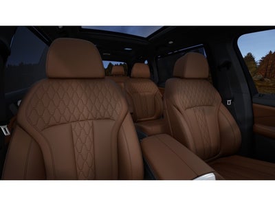 2026 BMW X7 Base