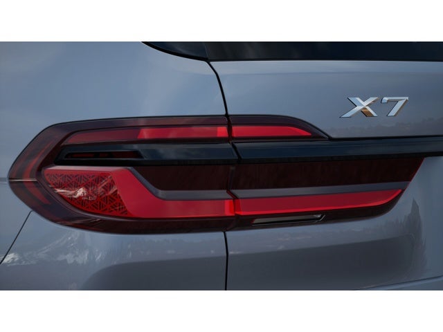 2027 BMW X7 Base