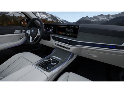 2027 BMW X7 Base