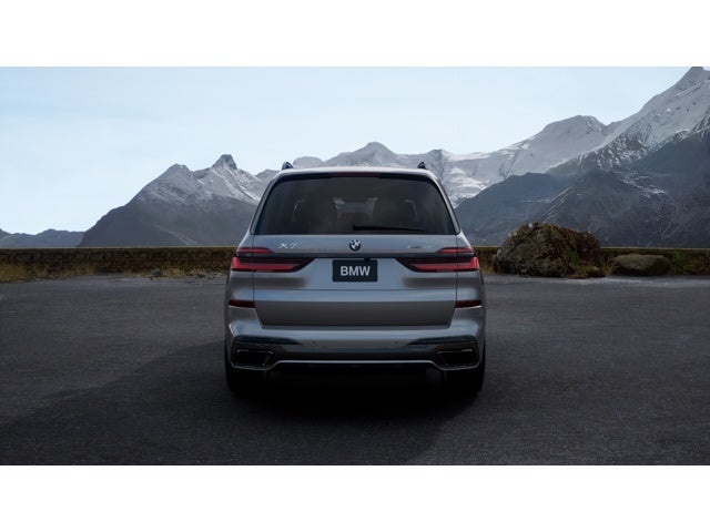 2027 BMW X7 Base
