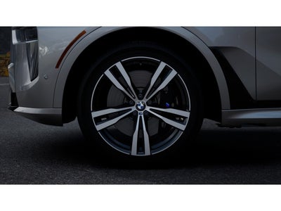 2027 BMW X7 Base