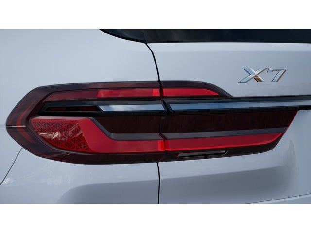 2027 BMW X7 Base