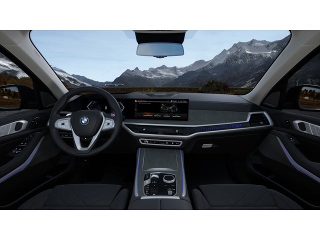 2027 BMW X7 Base