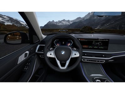 2027 BMW X7 Base